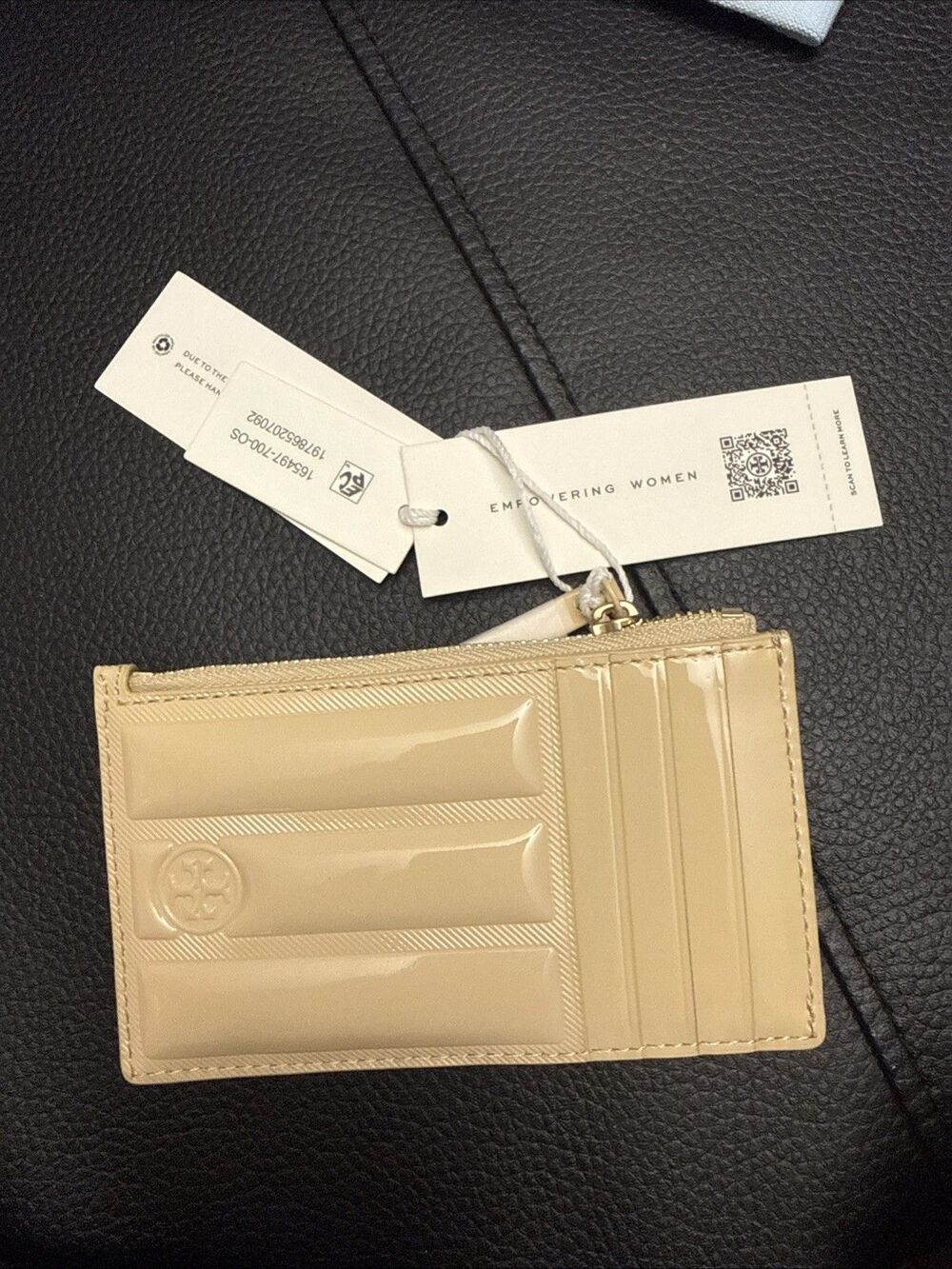 Tory Burch Fleming Patent Quilted Zip Card Case Wallet Vanilla Soft Serve NWT